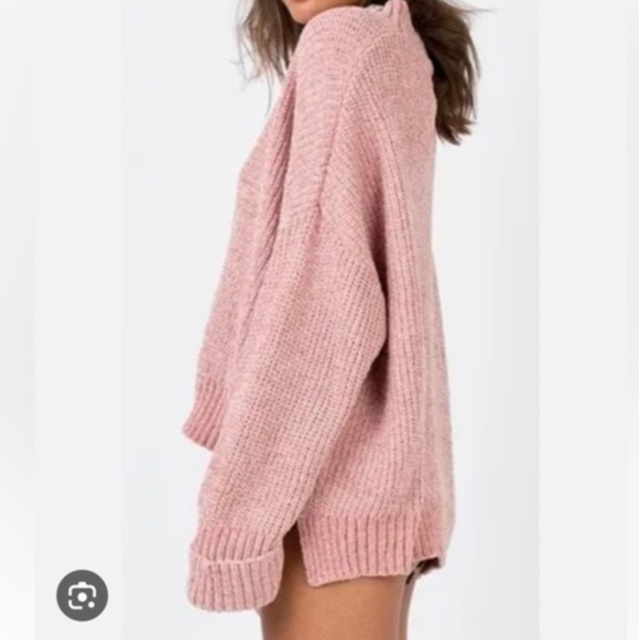 Cozy Pink Knit Sweater S/M - Picture 2 of 9